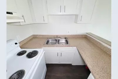 101 Brookside Lane #9, Sealy, TX 77474 - Photo 10