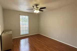 2425 Underwood St, Houston, TX 77030 - Photo 12
