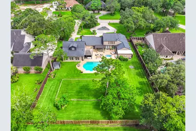 1208 Tall Pines Drive, Friendswood, TX 77546 - Photo 44
