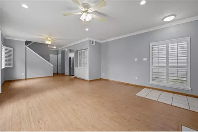 11709 Lakeside Place Drive #232, Houston, TX 77077 - Photo 4