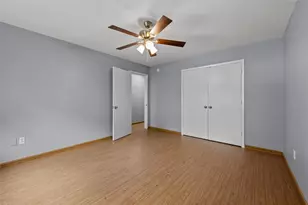11709 Lakeside Pl Dr, Houston, TX 77077 - Photo 20