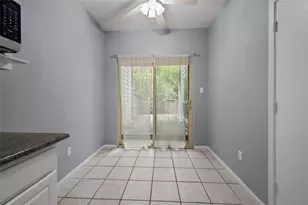 11709 Lakeside Pl Dr, Houston, TX 77077 - Photo 26