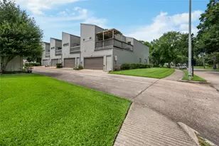 11709 Lakeside Pl Dr, Houston, TX 77077 - Photo 2