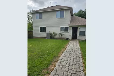 8645 Rinn Street, Houston, TX 77078 - Photo 2