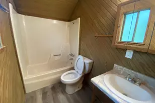 22358 Piney Point E, Huntsville, TX 77320 - Photo 12