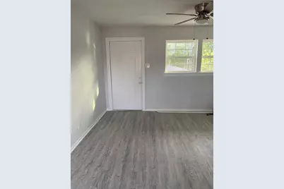 2518 Lidstone Street #8, Houston, TX 77023 - Photo 4