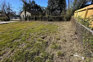 3919 Zephyr St, Houston, TX 77021 - Photo 6