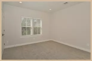 215 Willow St, Shenandoah, TX 77384 - Photo 16