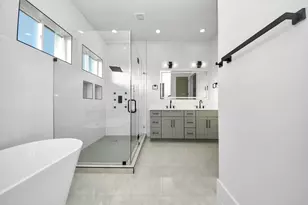 4206 Oxford St, Houston, TX 77022 - Photo 16