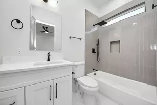 4206 Oxford St, Houston, TX 77022 - Photo 26