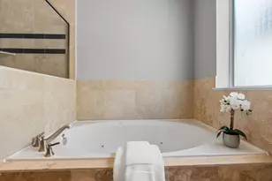 2316 Beall St, Houston, TX 77008 - Photo 18