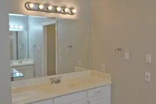 5823 Inwood Park Ct, Houston, TX 77057 - Photo 12