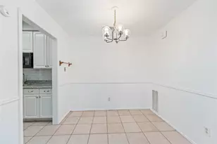 9707 Richmond Ave, Houston, TX 77042 - Photo 4