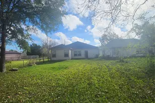 1904 Kansas St, La Marque, TX 77568 - Photo 2