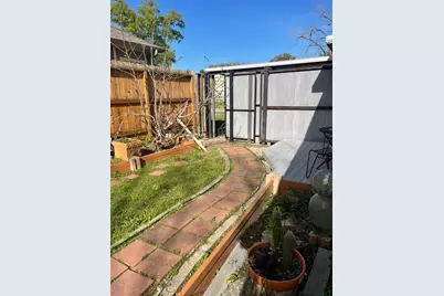 3102 Jarvis Street #2, Houston, TX 77063 - Photo 12