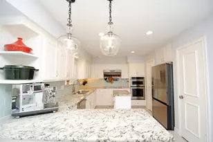 2006 Potomac Dr, Houston, TX 77057 - Photo 12
