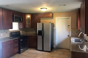 5631 Groveton St, Houston, TX 77033 - Photo 6