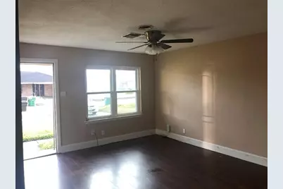 5631 Groveton Street, Houston, TX 77033 - Photo 4