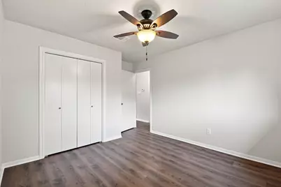 8105 Aspen Street, Texas City, TX 77591 - Photo 18