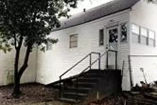 1728 18th St, Huntsville, TX 77340 - Photo 2