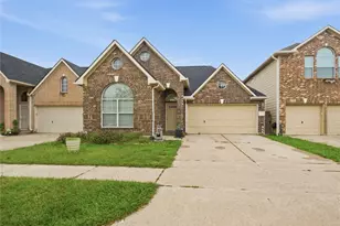 13335 Gardnerville St, Houston, TX 77034 - Photo 2