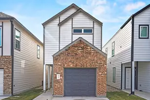 15367 Estrella W, Houston, TX 77073 - Photo 2