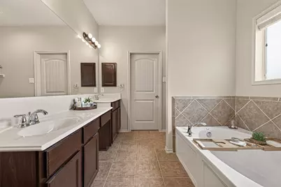 7715 Greenwood Point Drive, Cypress, TX 77433 - Photo 34