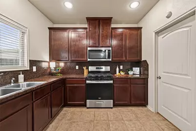 7715 Greenwood Point Drive, Cypress, TX 77433 - Photo 14