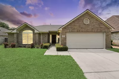 2855 Lake View Drive, Missouri City, TX 77459 - Photo 2
