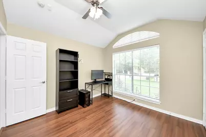 2855 Lake View Drive, Missouri City, TX 77459 - Photo 10