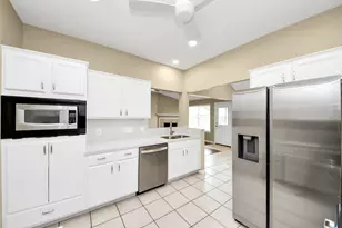 2855 Lakeview Dr, Missouri City, TX 77459 - Photo 8
