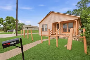 101 Outlar Rd, Wharton, TX 77488 - Photo 2