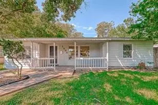 1506 1st Ave N, Texas City, TX 77590 - Photo 1