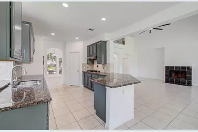 202 Willards Way, Stafford, TX 77477 - Photo 18
