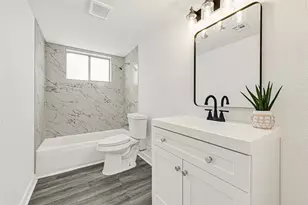 1123 Fallbrook Dr, Houston, TX 77038 - Photo 18