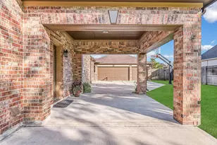 1607 Cascade Falls Dr, Friendswood, TX 77546 - Photo 6