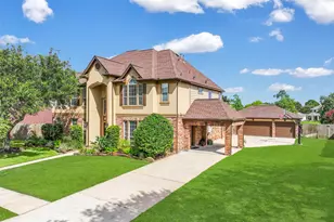 1607 Cascade Falls Dr, Friendswood, TX 77546 - Photo 2