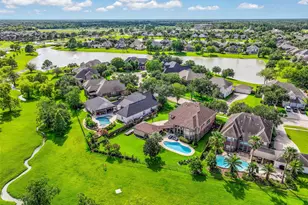 1607 Cascade Falls Dr, Friendswood, TX 77546 - Photo 46
