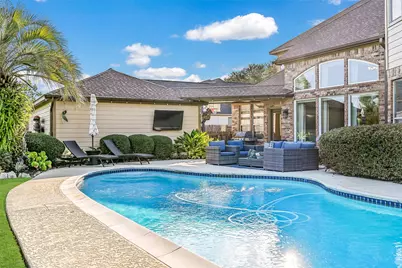 1607 Cascade Falls Drive, Friendswood, TX 77546 - Photo 38