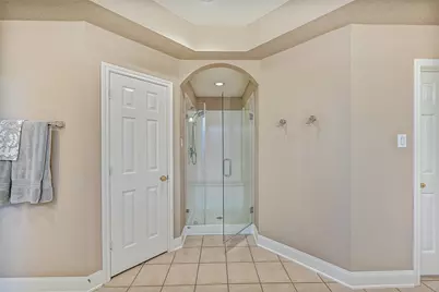 1607 Cascade Falls Drive, Friendswood, TX 77546 - Photo 22