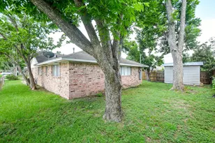 6002 Verdome Ln, Houston, TX 77092 - Photo 46