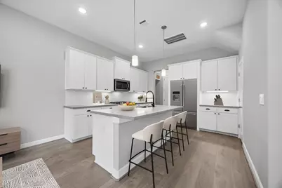 5215 Amber Sunrise Drive, Houston, TX 77018 - Photo 10