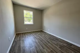 7886 Locksley Rd, Houston, TX 77078 - Photo 8