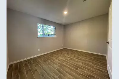 7886 Locksley Road, Houston, TX 77078 - Photo 4