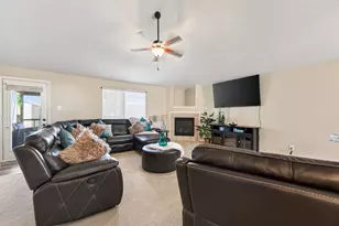 10735 Sunswept Fields Ln, Houston, TX 77064 - Photo 8