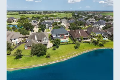 1125 Shady Knoll, League City, TX 77573 - Photo 6
