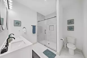 3124 Bernardo De Galvez Ave, Galveston, TX 77550 - Photo 14