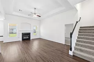 11711 Diamond Ct, Mont Belvieu, TX 77535 - Photo 6