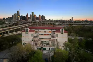 102 Quitman St, Houston, TX 77009 - Photo 2