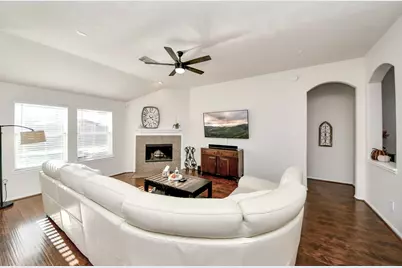 13008 Balsam Lake Court, Pearland, TX 77584 - Photo 14